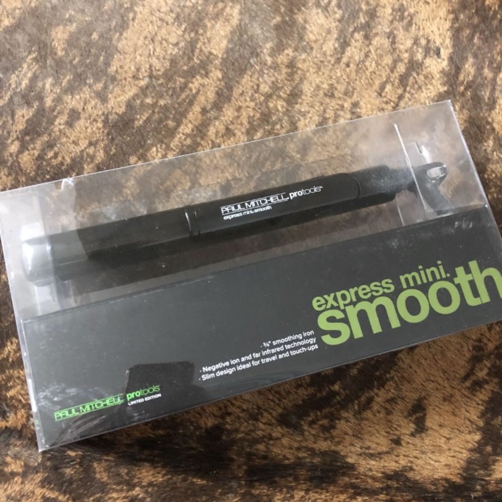 Paul Mitchell mini hair straightener